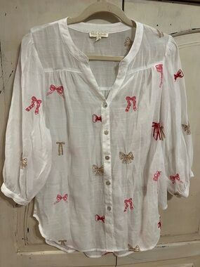 Fig & Flower White Bow Embroidered Blouse Size Small